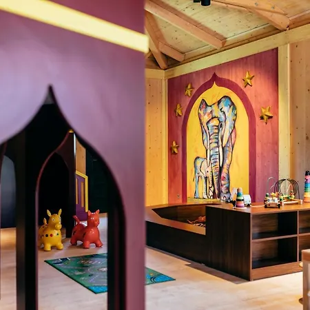 Rezort Robinson Sarigerme Park 4*