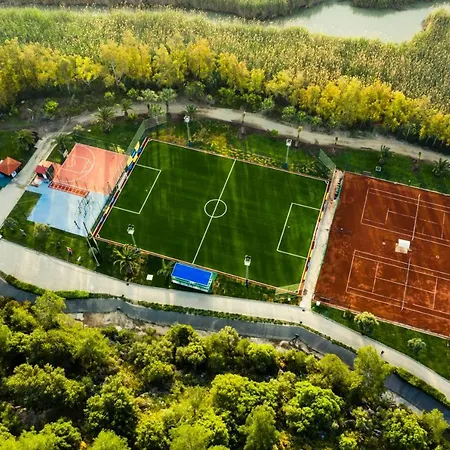 Robinson Sarigerme Park Курортный комплекс 4*