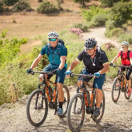 Θέρετρο Robinson Sarigerme Park