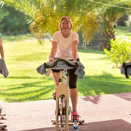 Θέρετρο Robinson Sarigerme Park 4*