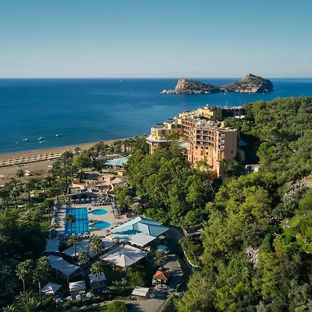 Курортный комплекс Robinson Sarigerme Park 4*